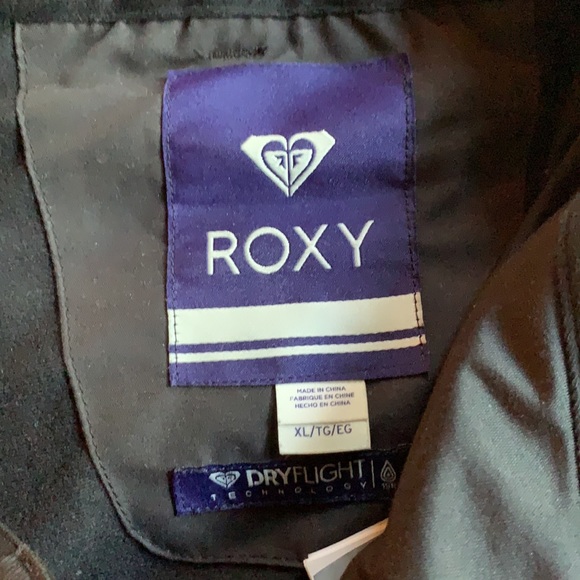 Roxy Snow Juniors Cabin Tailored Fit Snow Pant - Picture 14 of 16